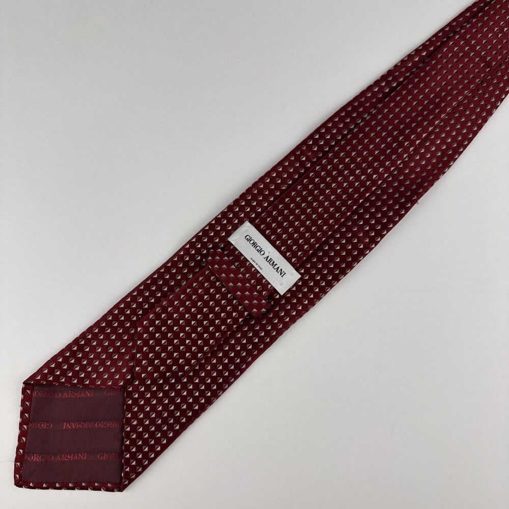 Giorgio Armani Men's Red Silk Geometric Micro Pattern Tie Made in Italy Designer
